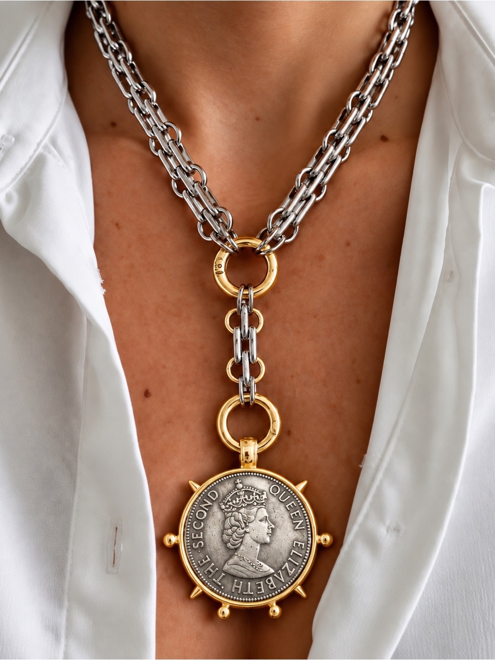 Silver Plated Queen Elizabeth II Coin Necklace – Silver Coin Y Lariat